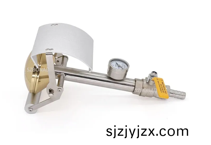 IEC 60529 IPX3/4 handheld brass water spray/splashing nozzles1